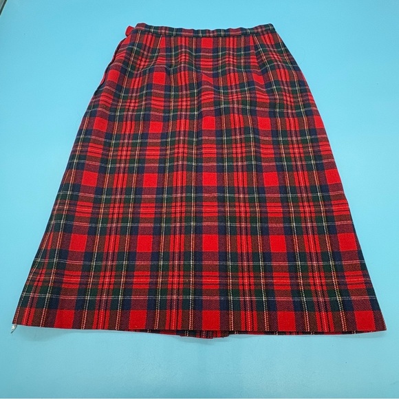 Pendleton Vintage 1970’s Red and Blue Plaid Virgin Wool Skirt Lined Size Small - Picture 10 of 14